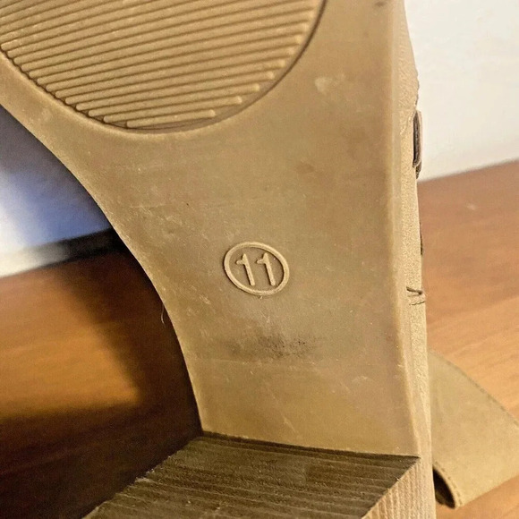 Universal Thread Edwina Open Toe Block Heel Booties Taupe Color Women's sz 11 - Picture 8 of 10